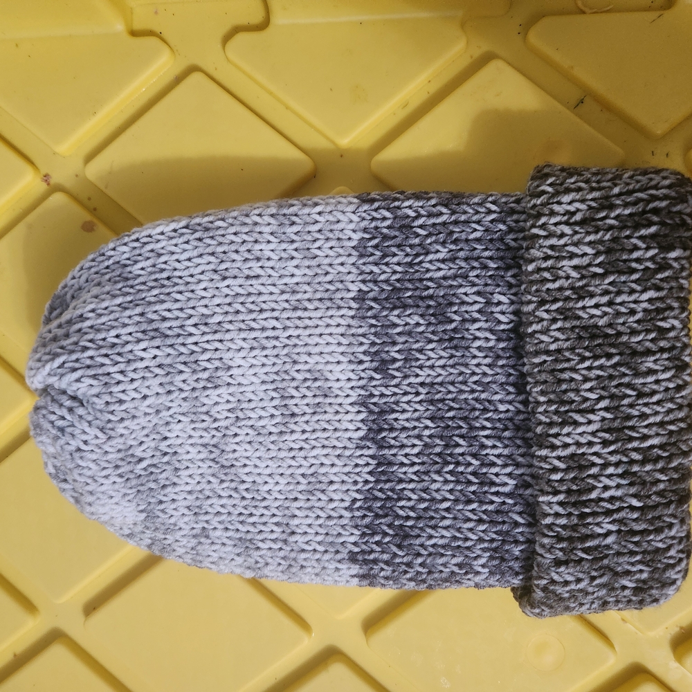New! Gray Knit Boy Hat